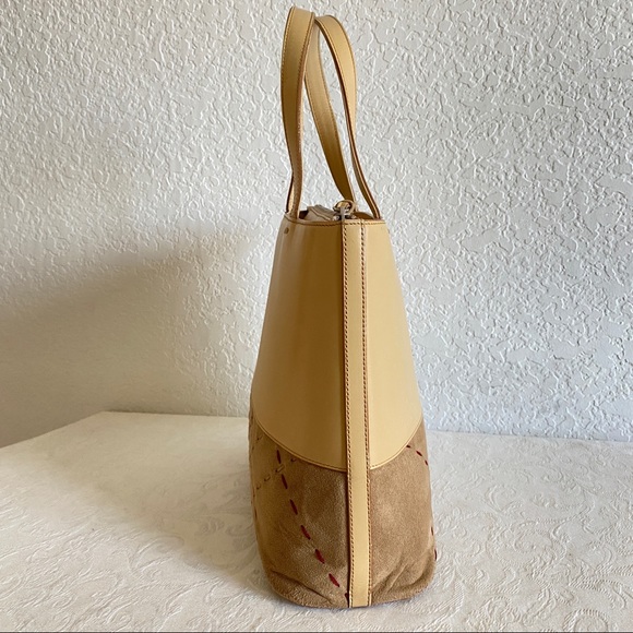 Burberry beige tonal stitch check leather tote - Picture 3 of 15